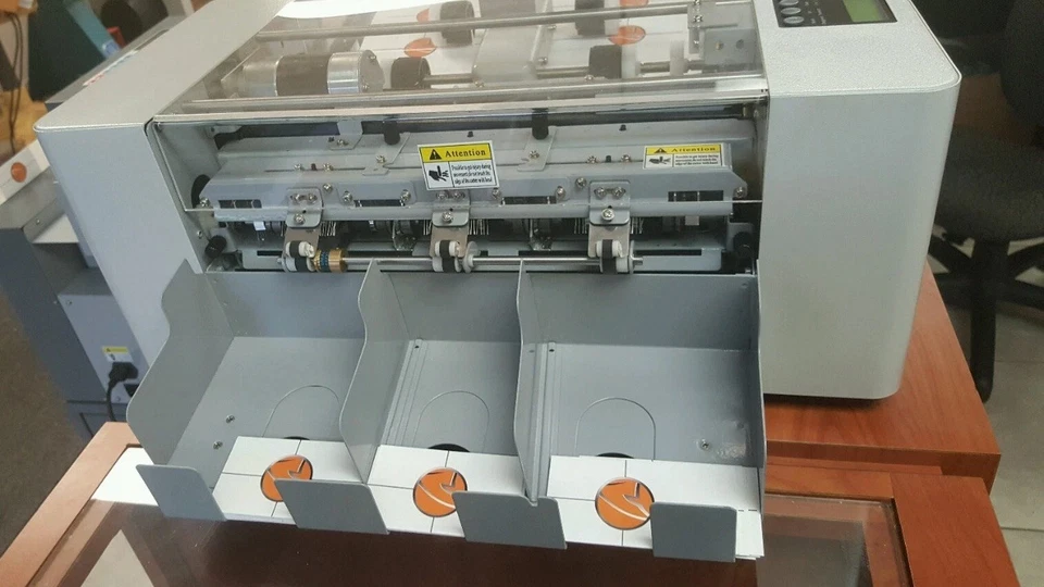 BUSINESS CARD CUTTER WITH GUTTER CUT SBCC-24T SLITTER,mbm,Shark Machinery - Image 2 of 3