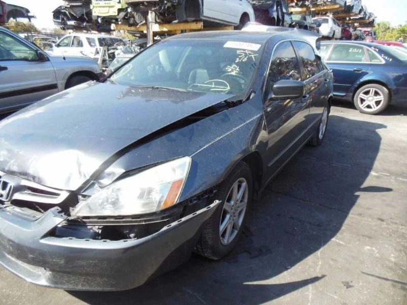 Manija interior puerta pasajero trasero derecho Honda Accord 2004 Foto 3 de 4