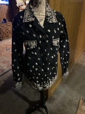 The Quaker Factory Women’s Black Denim Beaded. Jacket   Bandsman’s Print Size M