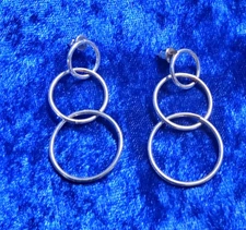 vintage stainless steel silver tone three circle of life earrings