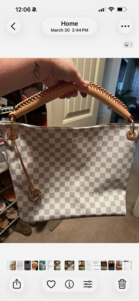 Louis Vuitton Leather Exterior White Bags & Handbags for Women for