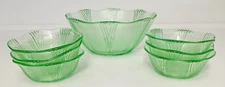 Green Depression Glass - 7 piece dessert / sweet set. Master bowl & nappy bowls