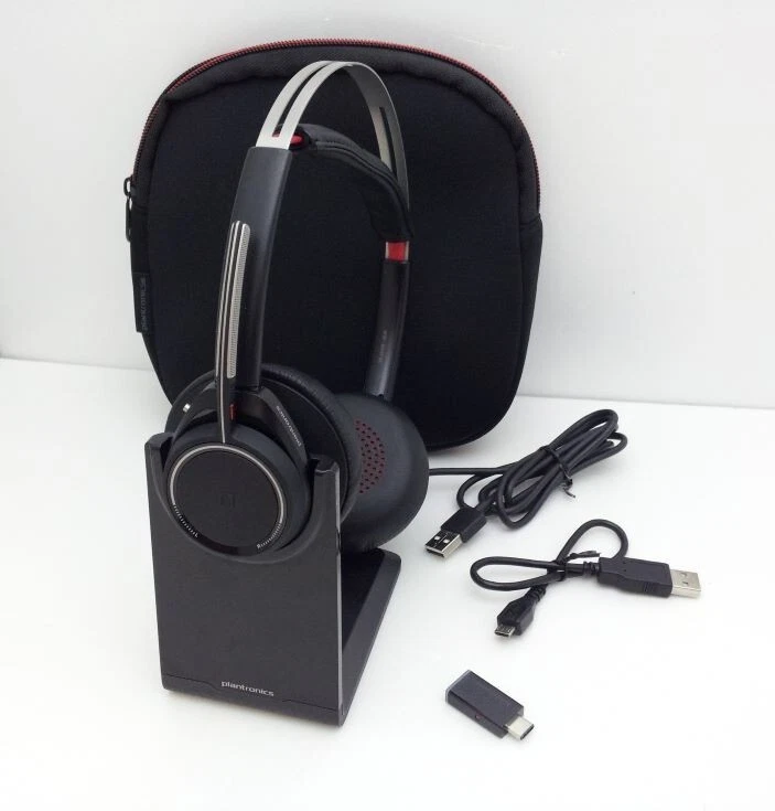 POLY Voyager Focus UC B825 Bluetooth USB-C Headphones with