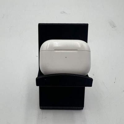 Apple AirPods Pro 1st Generation   A2083 / A2084 / A2190   Complete Set Used