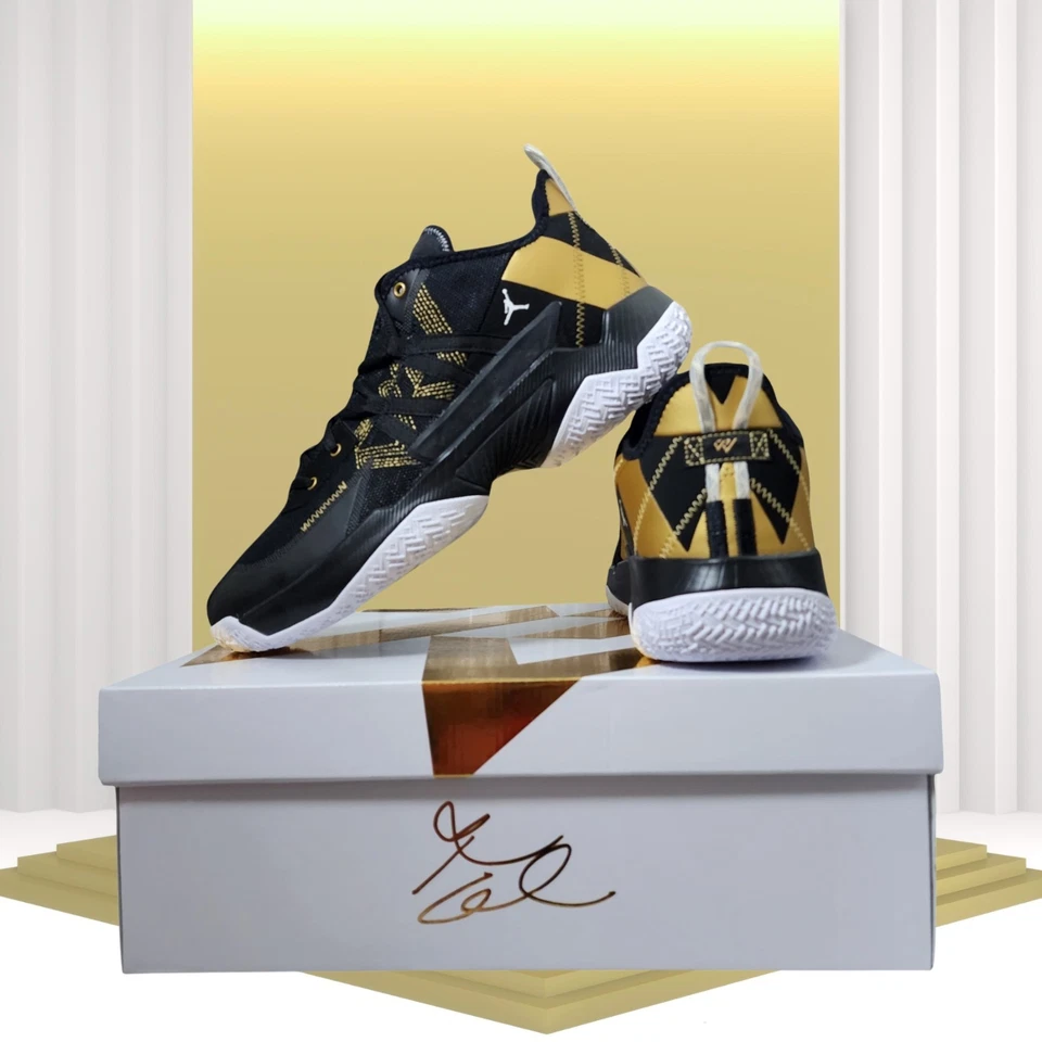 Zapatos de baloncesto Jordan Westbrook One Take 2 negros dorados para hombre CW2457-007 talla 13 Foto 2 de 4