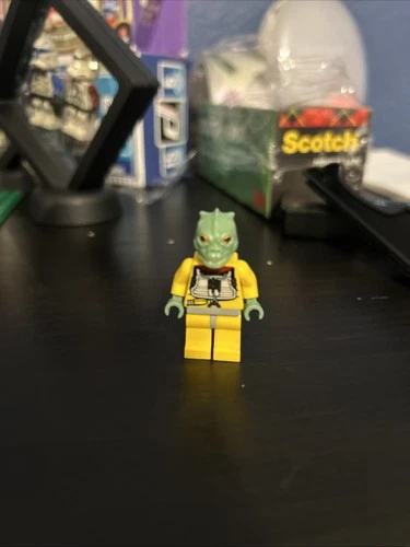 New ListingDamaged Og Bossk From Star Wars Lego Mini Figure