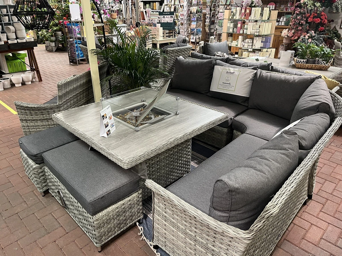 Hartman heritage square casual dining set deals