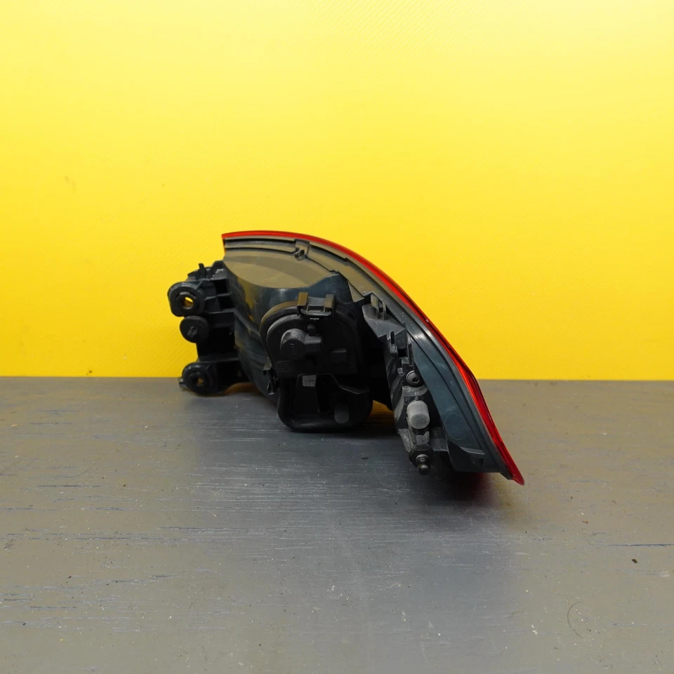 2014-2018 Bmw 435i F32 F33 F36 Lh Left Driver Tail Light Quarter Panel - Image 4 of 4