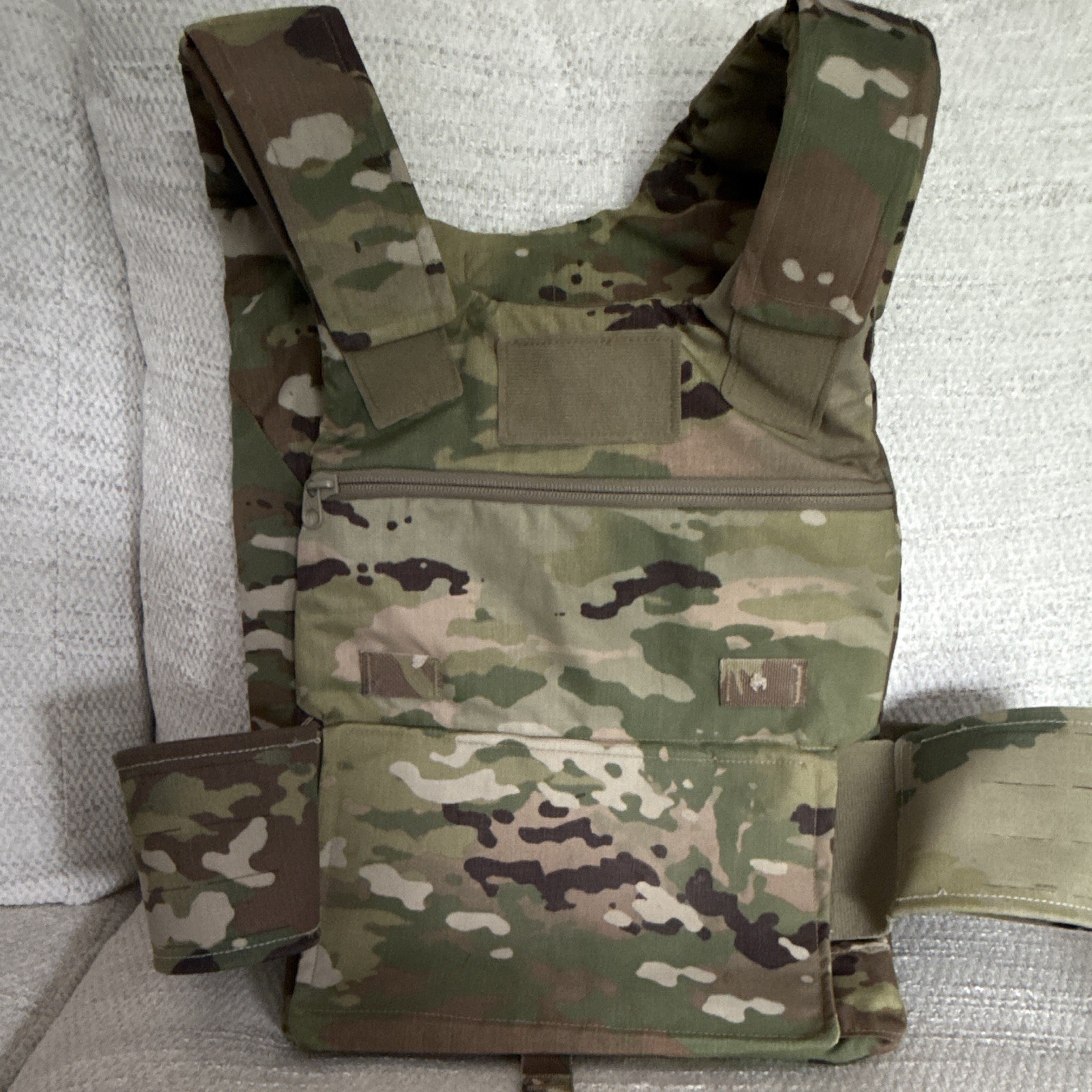  Modular Scalable Vest Multicam Medium Adjustable AR/PD15-03
