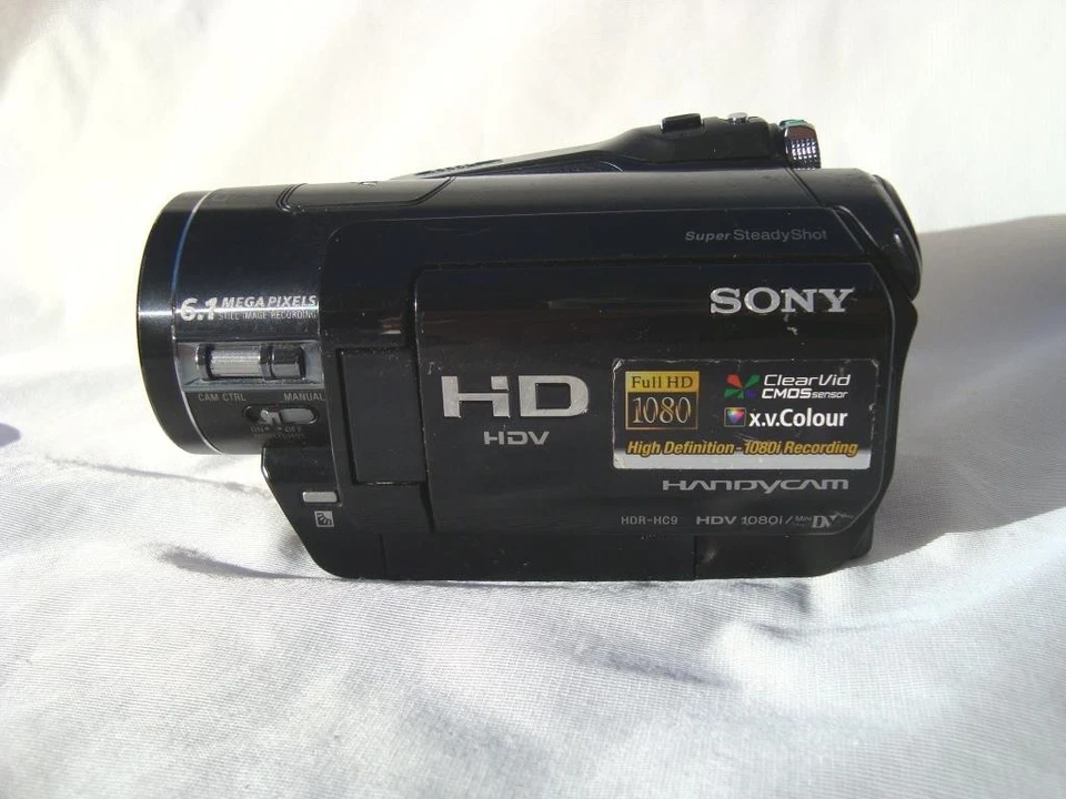 SONY HDR-HC9E CAMCORDER. PAL. MINI DV HDV HI-DEF HD. 1 YR. WARRANTY. VGC. - Image 3 of 4