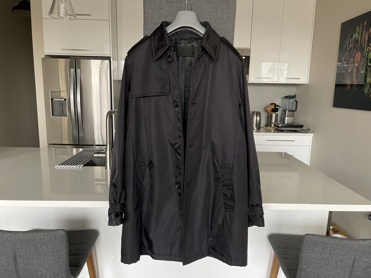 Prada Nylon Tessuto Raincoat Black Prada Size 52 Oversized Prada Nylon Tessuto Raincoat Black Prada Size 52 Oversized