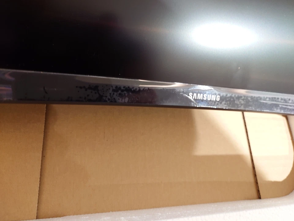 SAMSUNG Odyssey G5 C27G54TQBU/ 27 Zoll/ WQHD 2K Gaming Monitor/ AMD FreeSync  - Bild 2 von 3