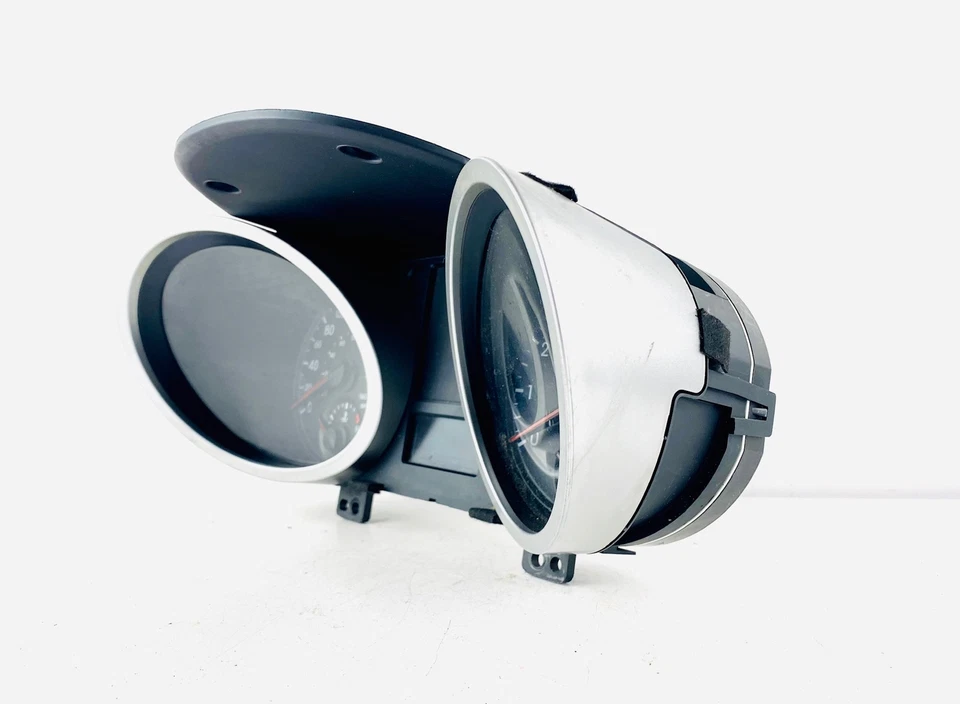 2010 Hyundai Genesis Coupe Speedometer KPH 500K Instrumental 940022M810 OEM - Image 2 of 4