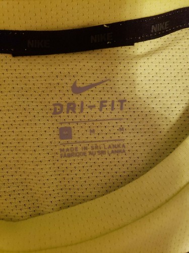 Nike ~ Boys ~ Dri-Fit Tee ~ Short Sleeve Shirt ~ Highlighter Yellow ~ Size M~NWT - 第 3/9 張圖片