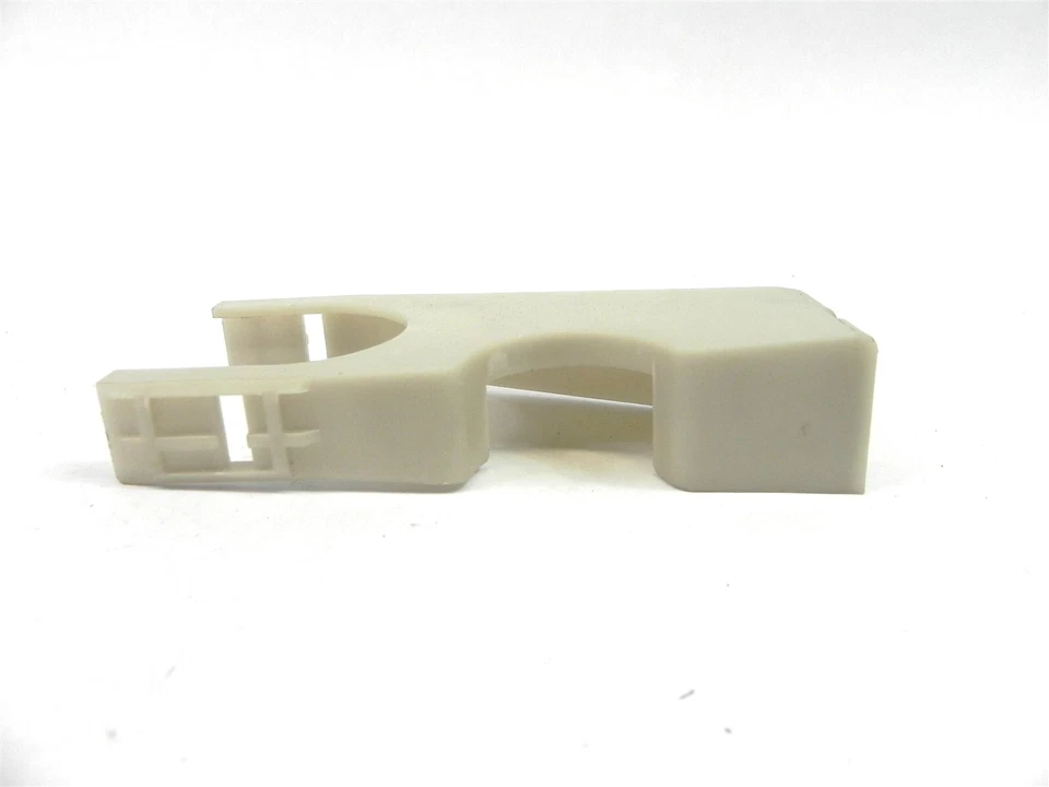 VINTAGE 1986-1987 NISSAN STANZA WASHER FLUID BAY BRACKET NISSAN #28966-03E00 - Image 2 of 4