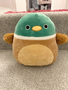 Squishmallow Avery Duck 7.5