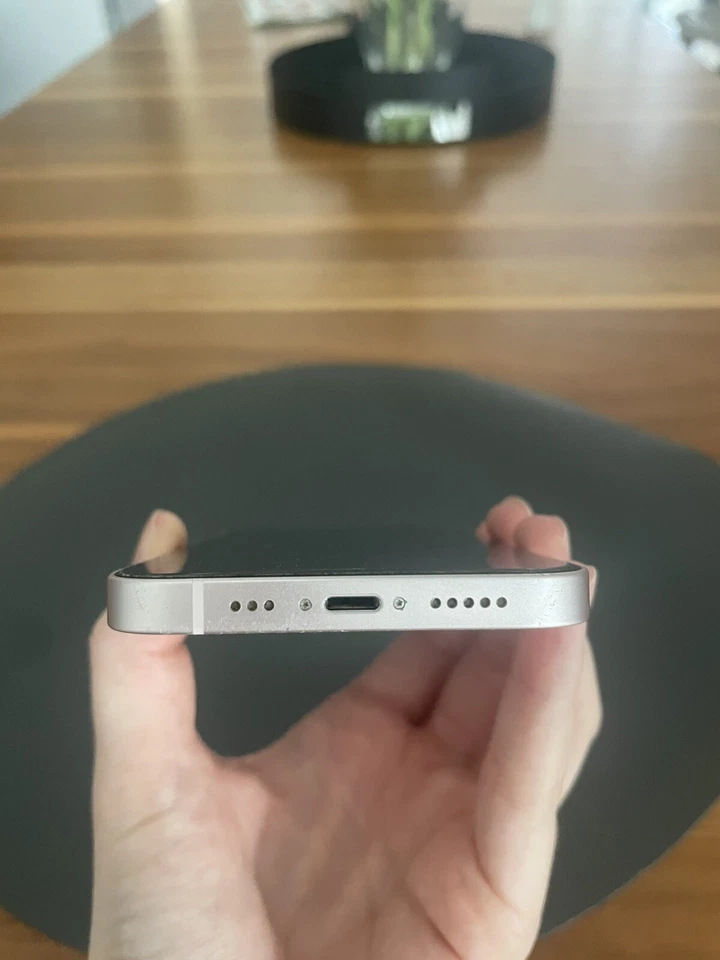 IPhone 13 with TikTok and CapCut - Bild 4 von 4