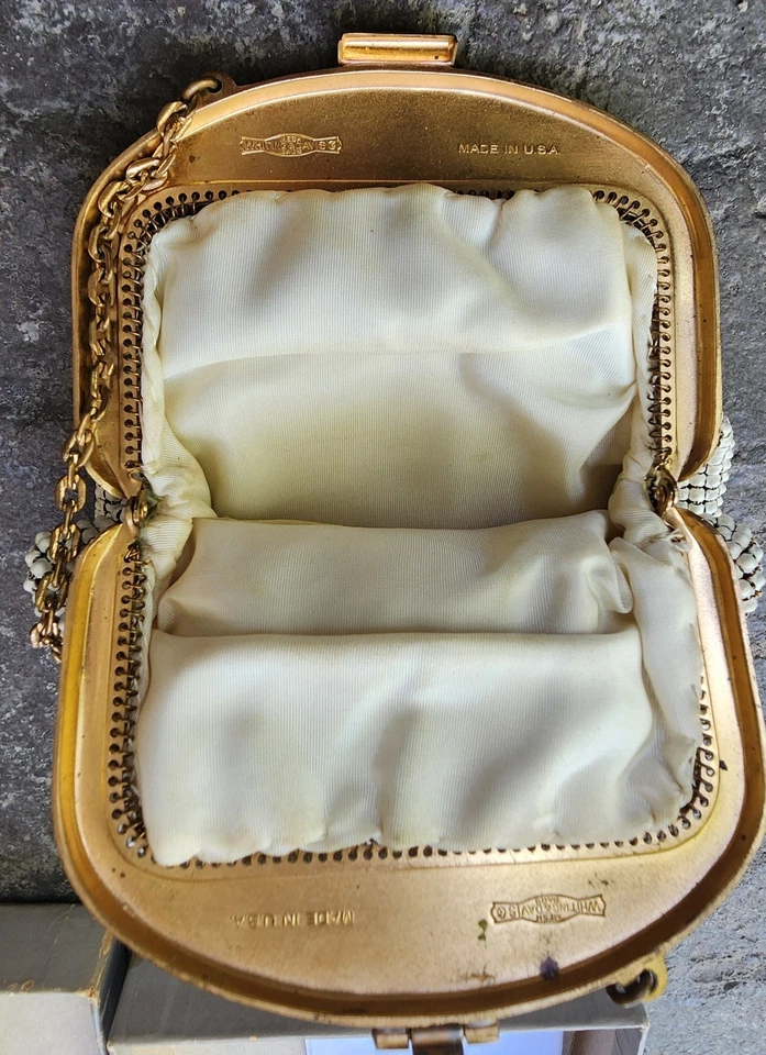  Vintage Whiting & Davis Cream Mesh Evening Bag In Original Box. 30s 50s Era - Image 2 of 4