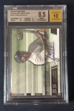 2003 SP Game Used Scorecard Signatures Tiger Woods BGS 8.5 Auto 10 On Card