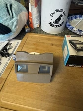 1970’s GAF Pana-Vue 2 Lighted 2x2 Slide Viewer + Original Box (Vintage) !