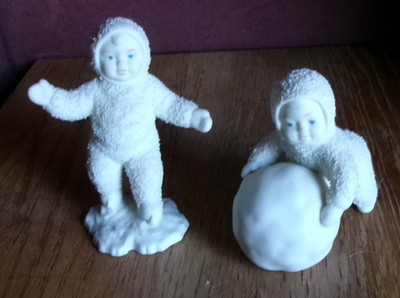 Dept 56 SNOWBABIES ''I'm Making Snowballs'' Christmas Winter 7962-6 OF41A