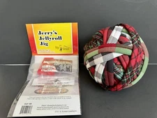 Jerry's Jellyroll Jig Plus Sewn Christmas Fabric Plaid Tartan Pattern Craft Lot