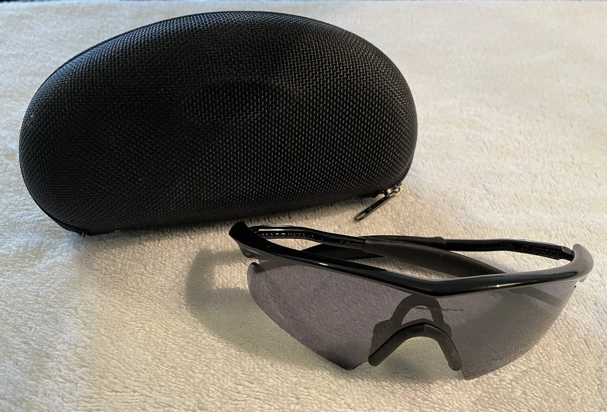 Jet top black sunglasses