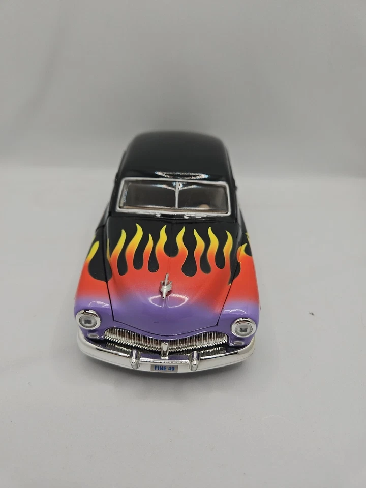Mercury 1949 cupé Hot Rod con llamas fundido a presión escala 1/24 #BXW Foto 3 de 4