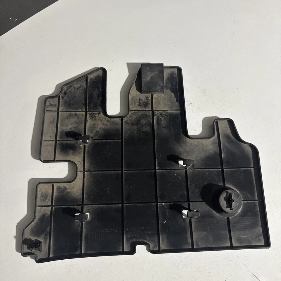 2002-2006 ACURA RSX FUSE PANEL COVER DASH TRIM ACCESS DOOR 77320-S6M-A0 - Image 2 of 4