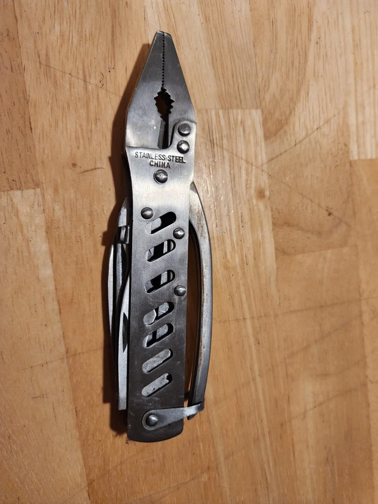 multi tool knife