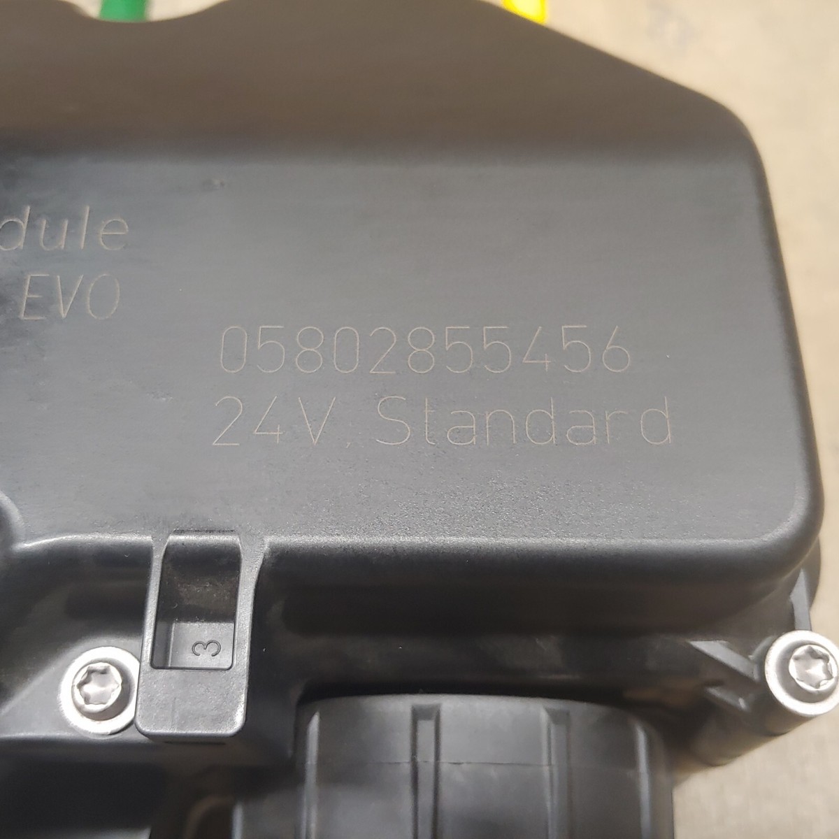 s-l1200.jpg s-l1200.jpg
