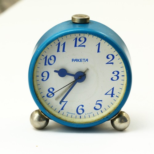 Raketa 1960er Vintage Mini Wecker mechanische Tischuhr UdSSR sowjetisch blau Gehäuse - Bild 3 von 9