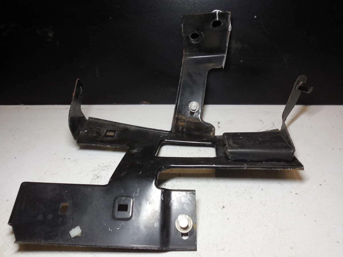 Tank Mount Bracket 7209928 BMW E90 E70 E71 E90 | eBay 