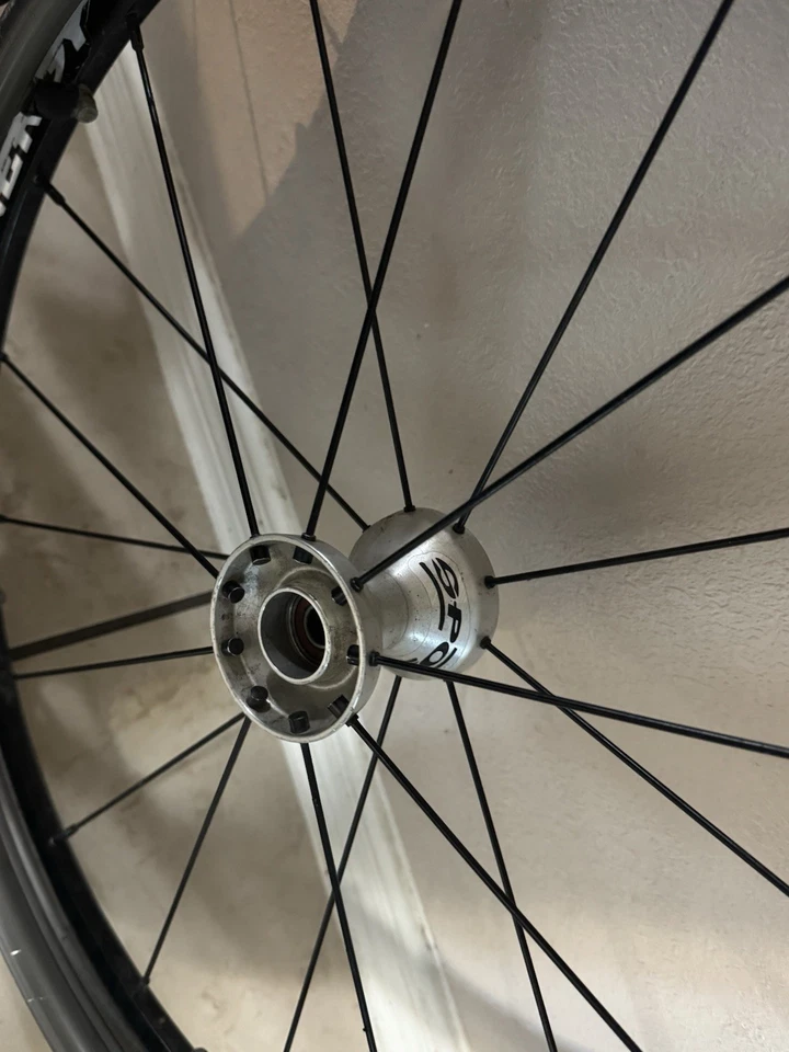 PAR DE RUEDAS SPINERGY de 24" para silla de ruedas neumáticos y ejes Foto 3 de 4