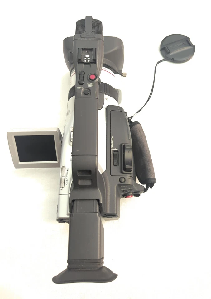 Canon DM-GL2A 3CCD Digital Video Camcorder (Tested - Good Working Condition) - Image 3 of 4