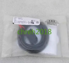 1PCS NEW IN BOX SUNX sensor CX-422