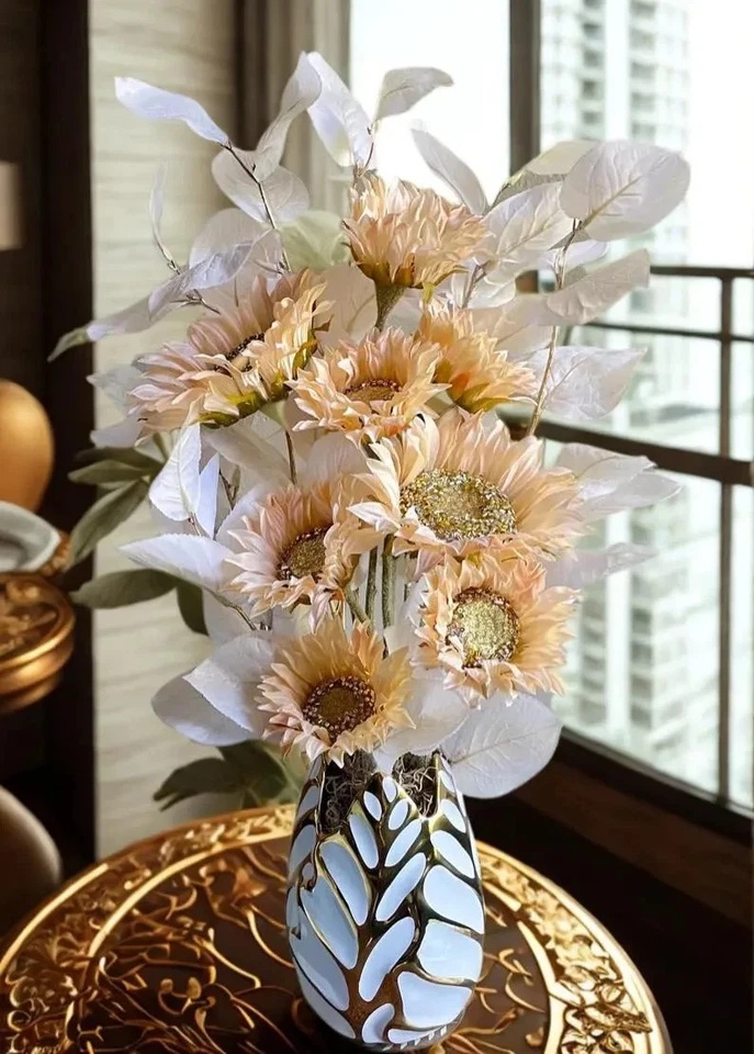Girasoles Crema Elegante Centro de Mesa Elegante Oro Blanco Decoración del Hogar Salón Dormitorio Foto 4 de 4