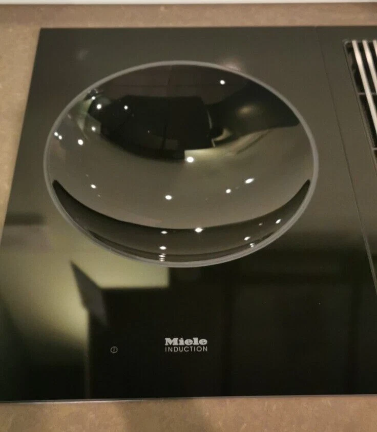 Miele CS 7641 FL self-sufficient induction hob frameless with wok cavity