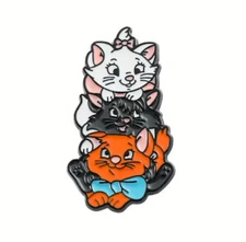 THE ARISTOCATS PIN Disney Three Kittens Cute Gift Enamel Lapel Brooch