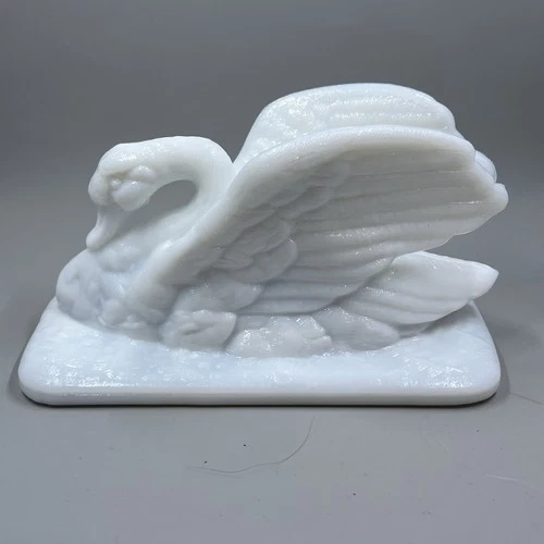 Westmoreland Raised Wing Swan White Milk Glass LID ONLY Vintage USA Made 7” x 4”