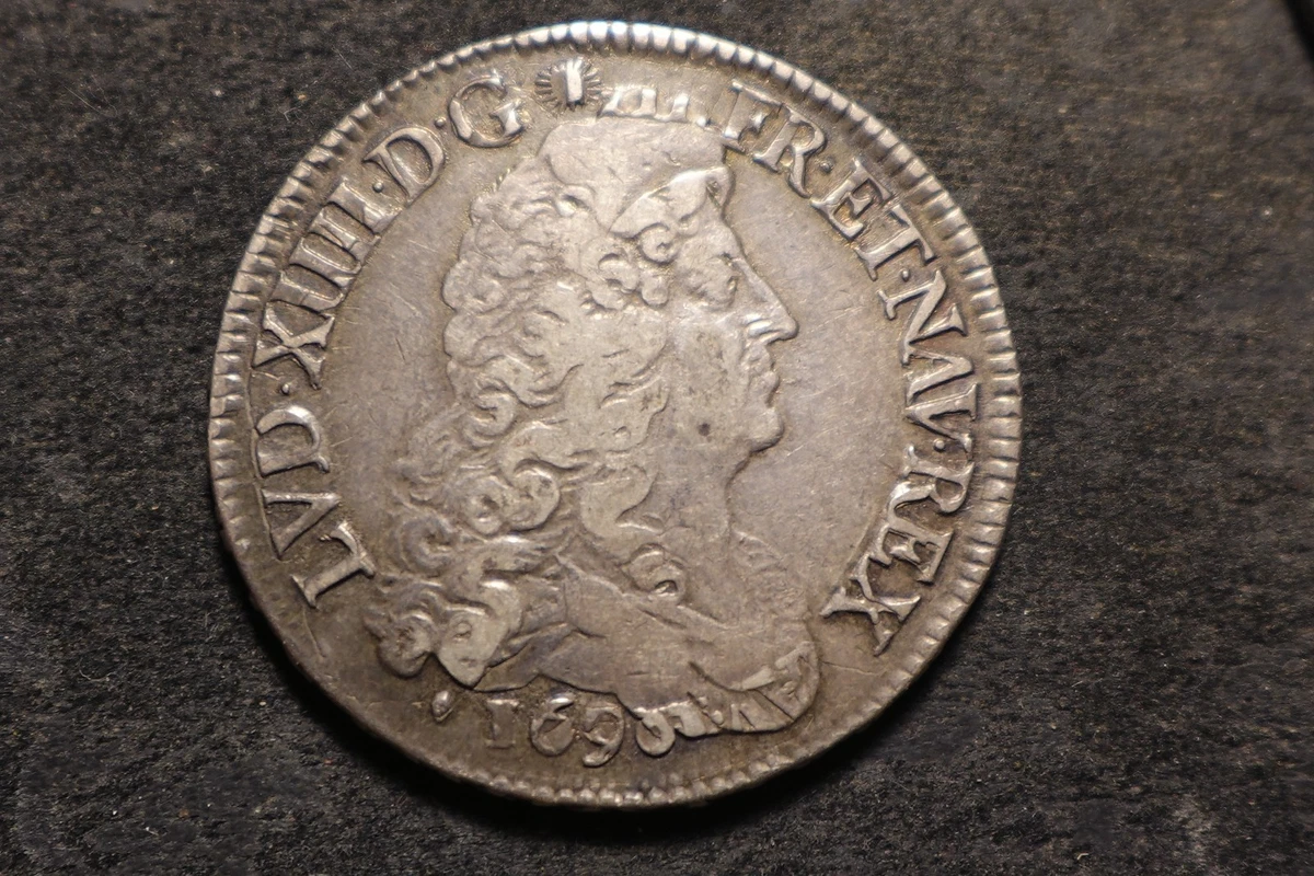 Rare boîte en argent style eloi monnaie pièce écu louis XIV trois