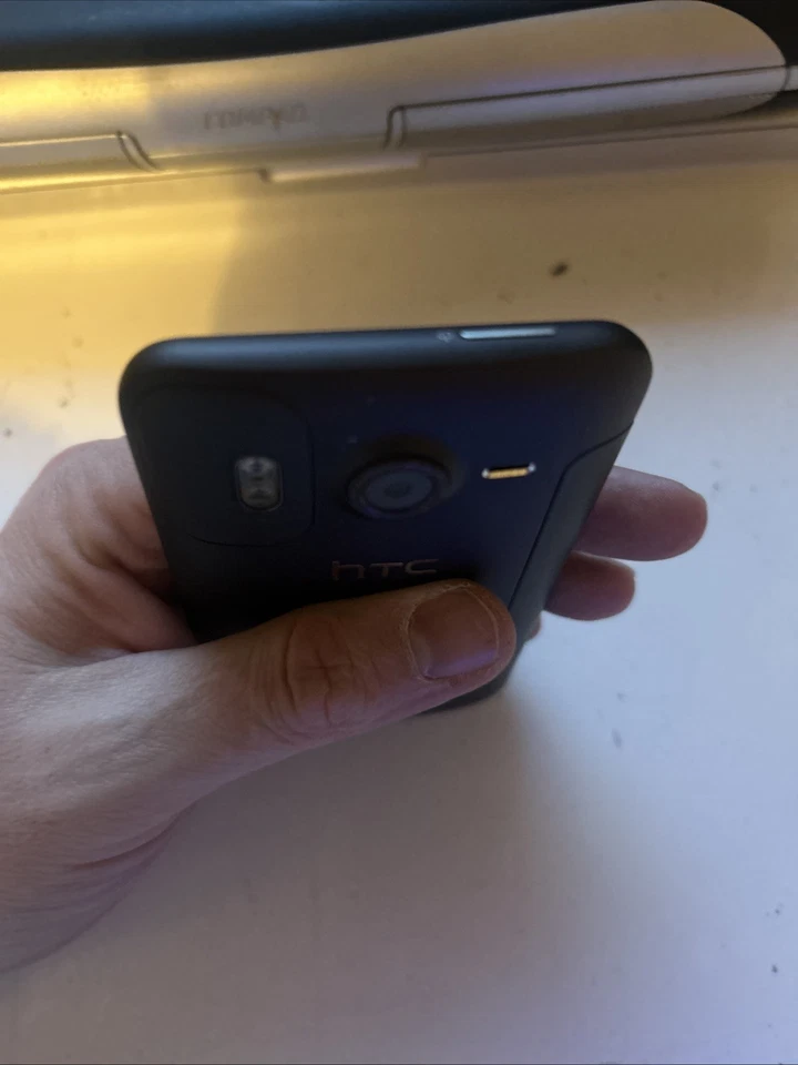 HTC Desire HD Brown Any Network Android Smartphone *Read Below* - Image 3 of 4