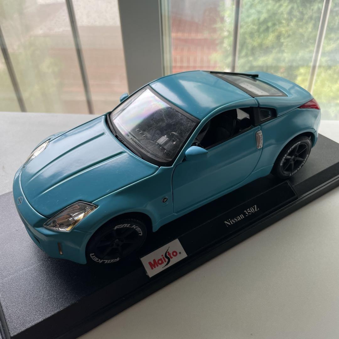 【USED美品】MAISTO 1/18 NISSANフェアレディ350Z 台座付 Used Maisto 1/18 Nissan Fair Lady 350Z With Base | eBay