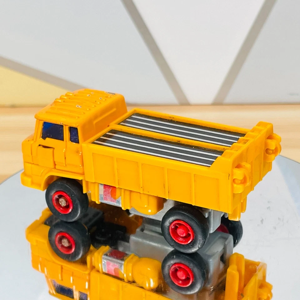 Vintage Dump Truck Transformers KO Motorized Robot Dynabot MC Toy Action Figure - Image 4 of 4