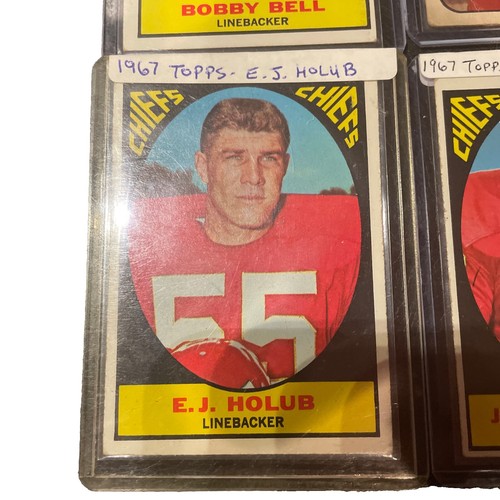 K C Chiefs Greats 1967 Football Cards- Bell Holub Robinson + 2 More Cards Dowda - Picture 3 of 11