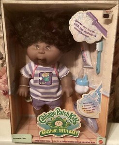 MATTEL  CABBAGE PATCH KID  1997  AA  BRUSHIN  TEETH  DOLL. MINT. NRFB.  SFH.HTF