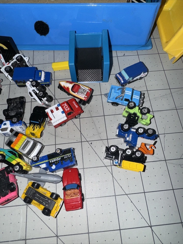 1989 Micro Machines Airport Marina Large Lot. Buildings, Ship, Case , AirPlanes - Image 4 of 4