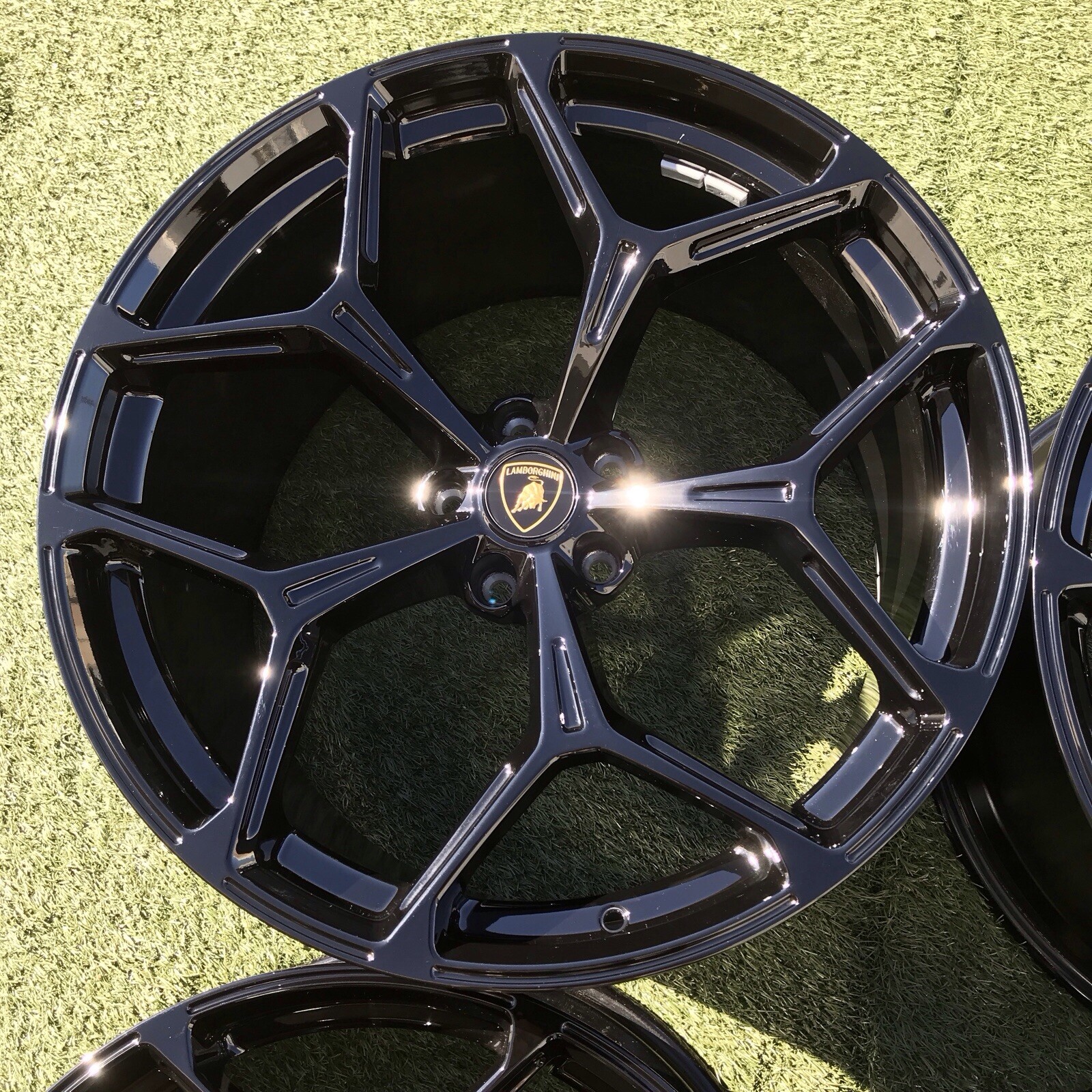 21 22 LAMBORGHINI REVUELTO RIMS OEM STOCK GENUINE RIMS WHEELS 2025 AVENTADOR