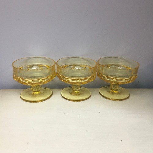 Topacio KING’S CROWN Copa Champagne Sherbet Bowl COLONIA Huella Pulgar De Colección Juego de 3 - Imagen 5 de 10