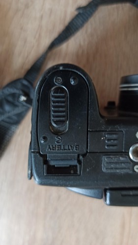 Nikon coolpix 5000 vintage.  Macchina fotografica digitale. 567 - Foto 15 di 21